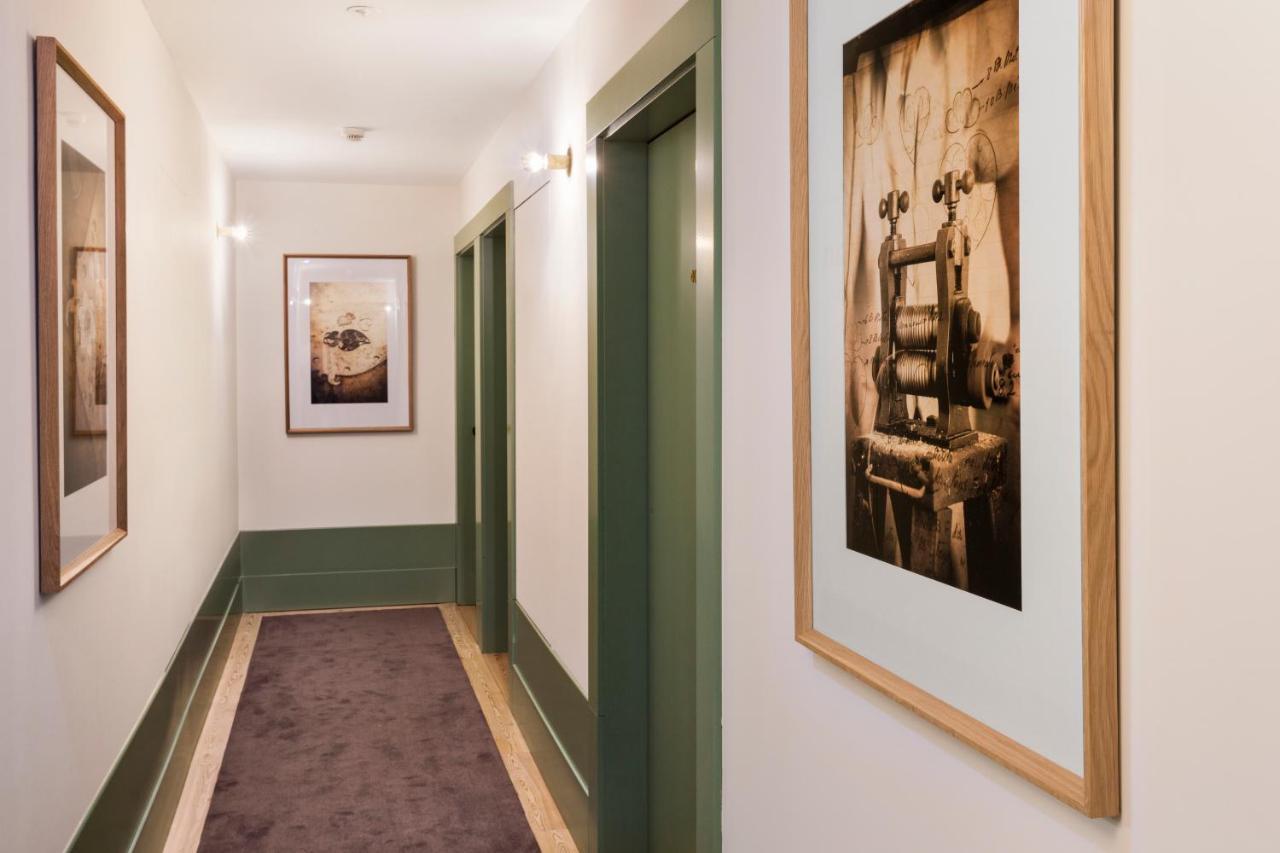 One Shot Aliados Goldsmith Hotel Porto Luaran gambar